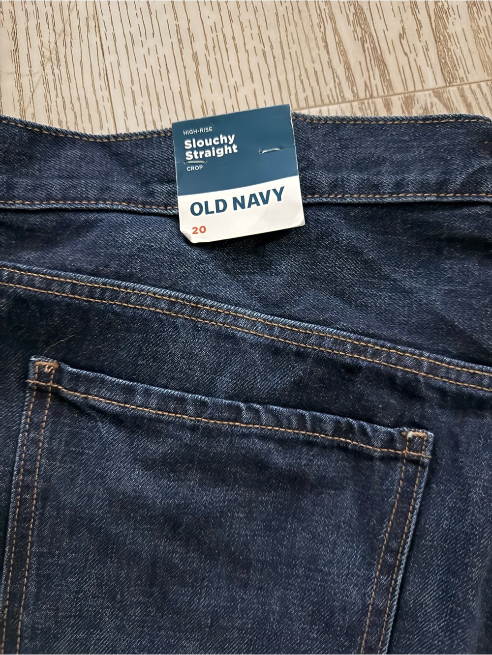 Sz 20 Old Navy Women’s High Rise slouchy Straight secret slim pocket crop jeans